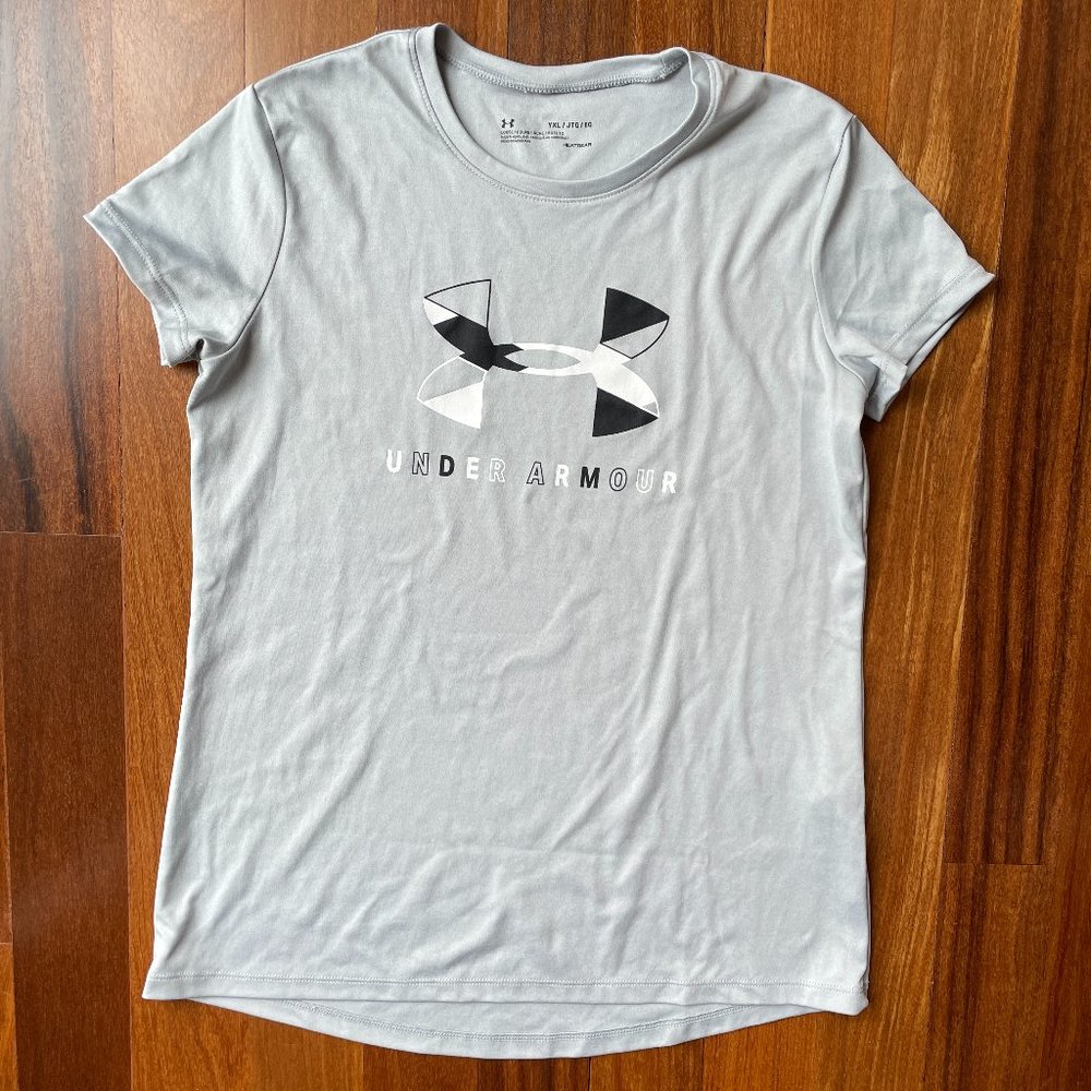 Under Armour YLG Loose Heatgear T-shirt with Geometric Black / White Logo